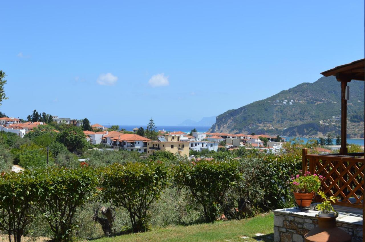 Remvi Apartments Skopelos Town Exterior photo