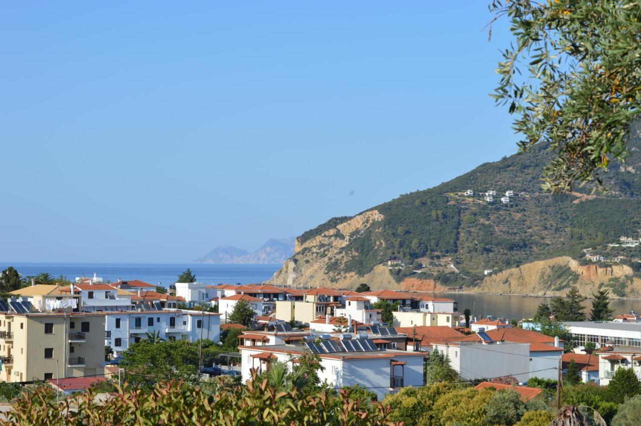 Remvi Apartments Skopelos Town Exterior photo