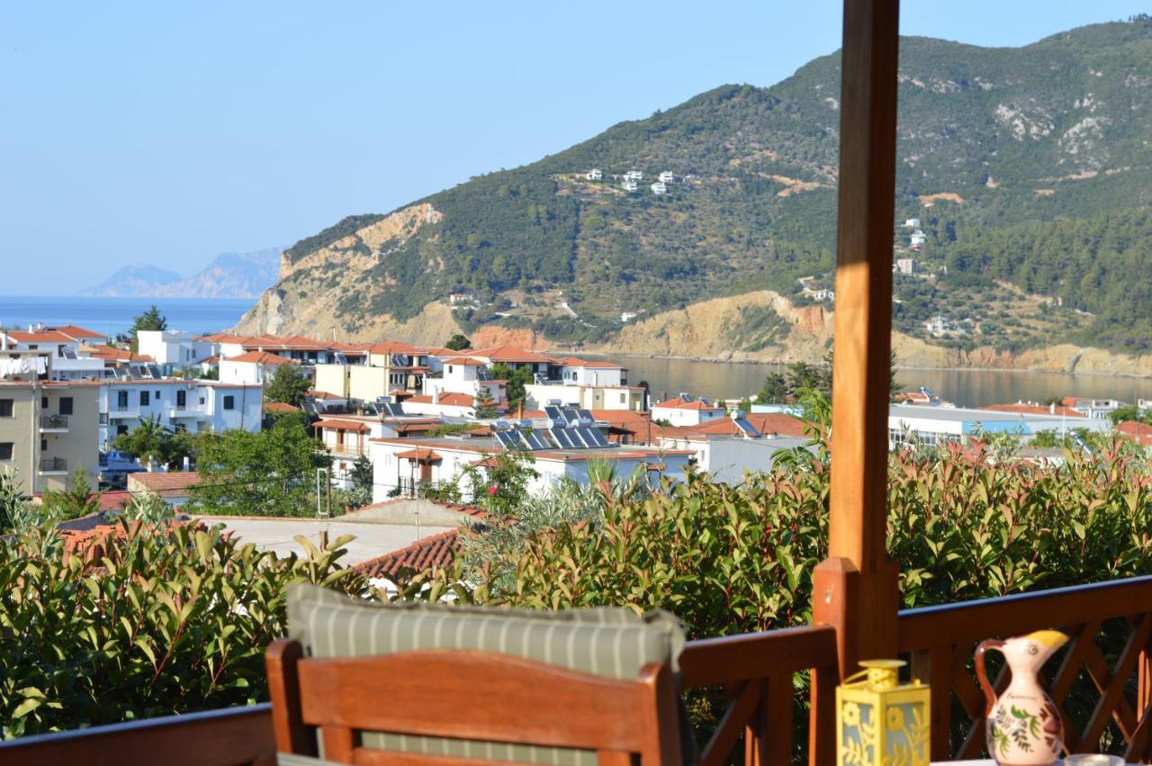 Remvi Apartments Skopelos Town Exterior photo